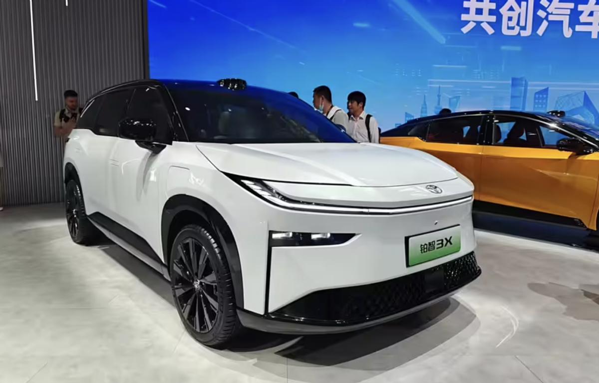 广汽丰田铂智3X预售10万起,是想开了,还是逼急了?
