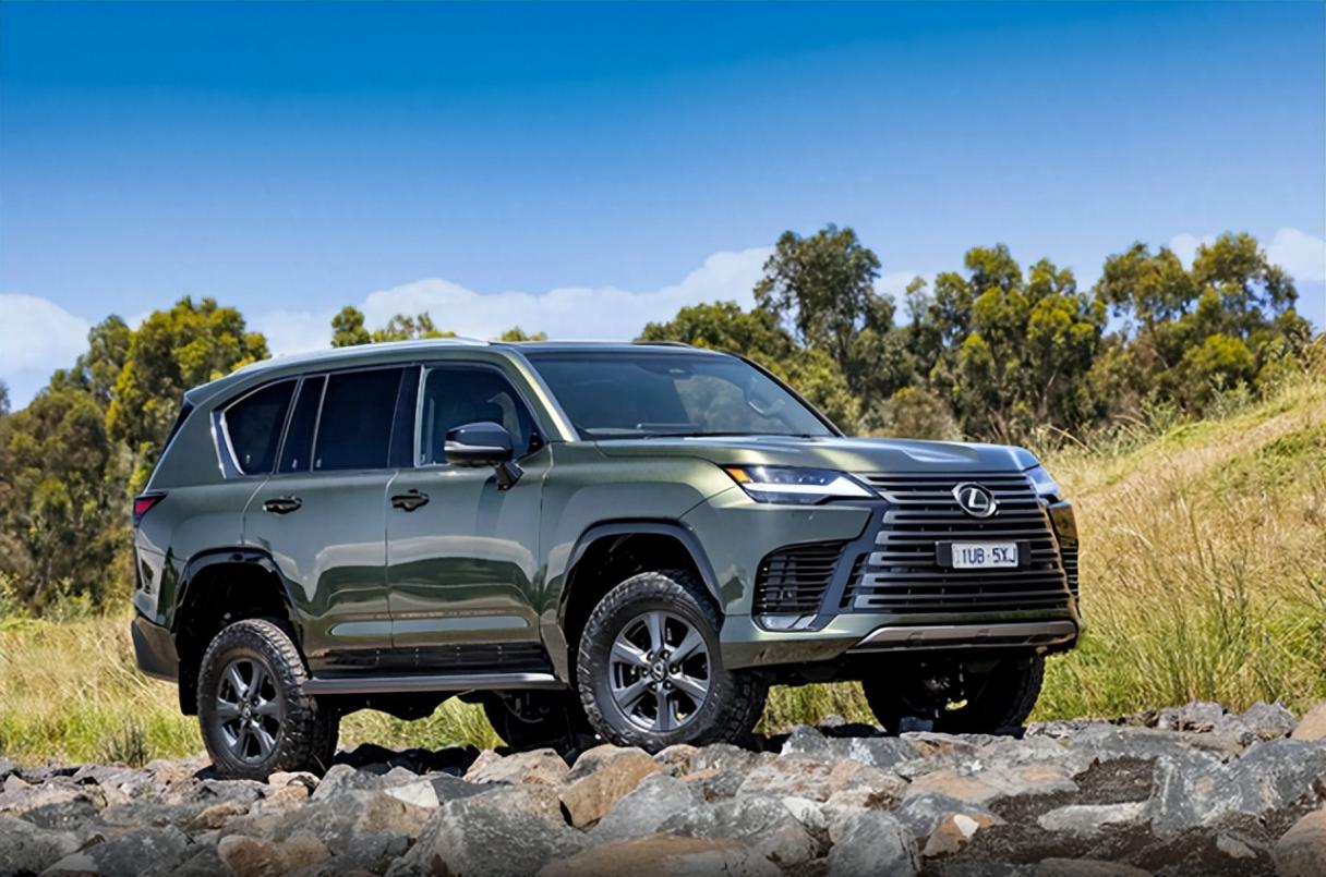 2025款雷克萨斯LX500d:豪华越野新典范