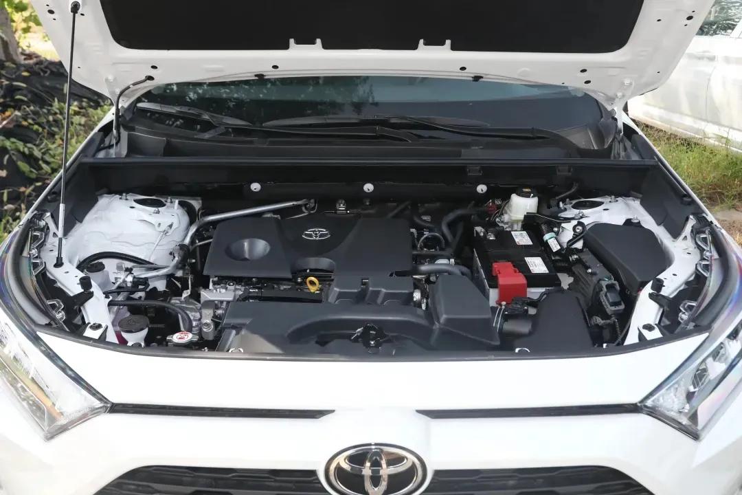 普通家庭买车抄作业!丰田RAV4荣放和本田CR-V到底怎么选?