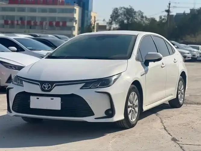 被国产混动吊打?开完卡罗拉才发现真相,这3个反转让键盘侠沉默