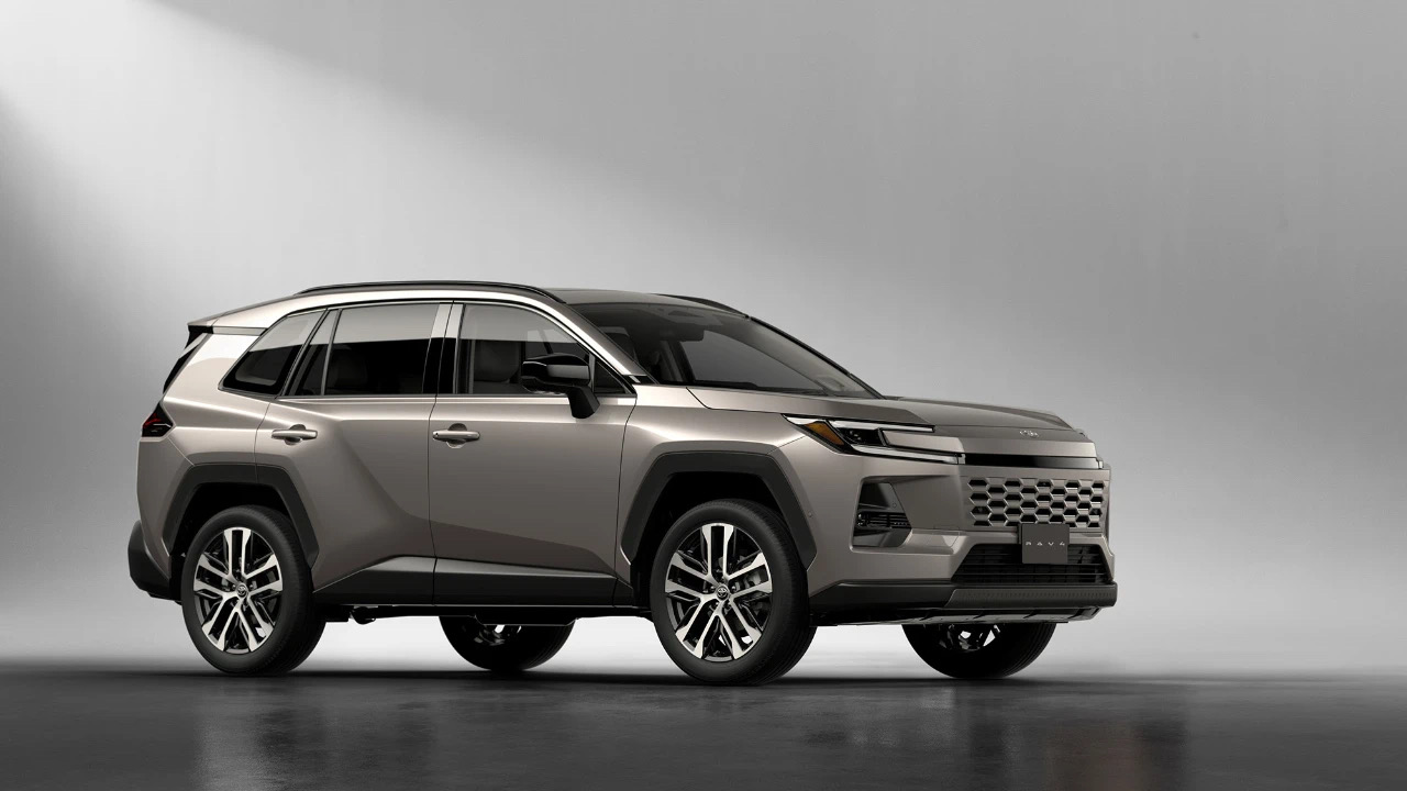 全新丰田\"王炸\"RAV4曝光!竟然长这个样子!你心动了吗?