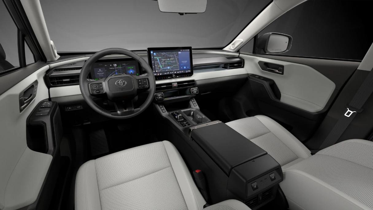 全新丰田\"王炸\"RAV4曝光!竟然长这个样子!你心动了吗?